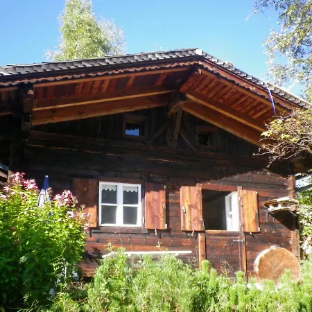 Huettl By Interhome Trins