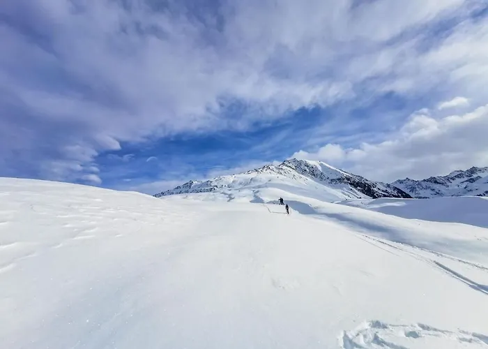 Huettl By Interhome Trins