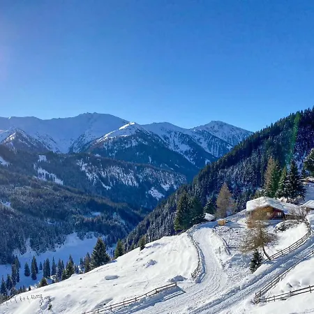 Huettl By Interhome * טרינס