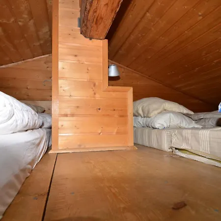 Huettl By Interhome בקתה טרינס